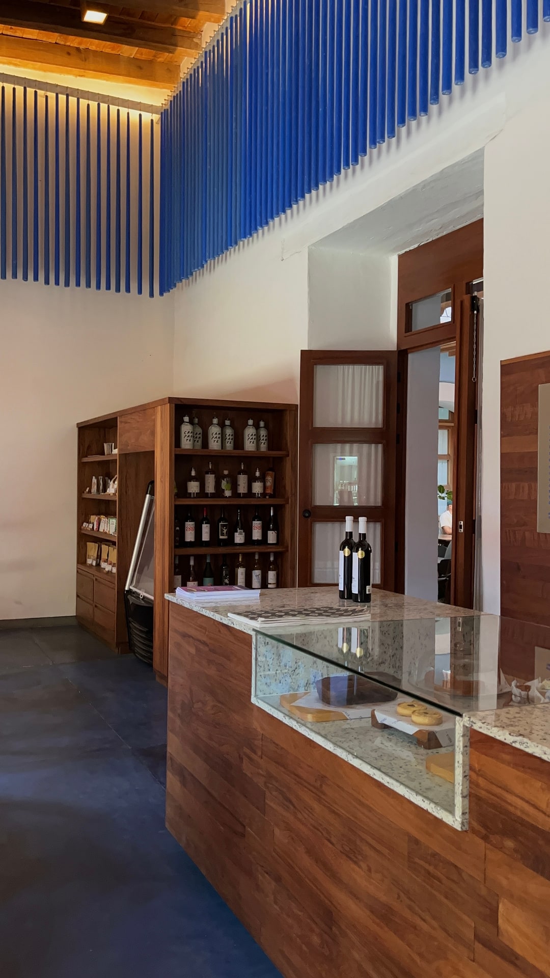 Campante Bar: Woodwork detail · Campante Bar