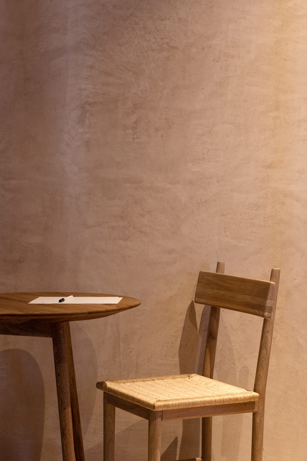 Casa Antonieta: Palm-weave chair and macuil table