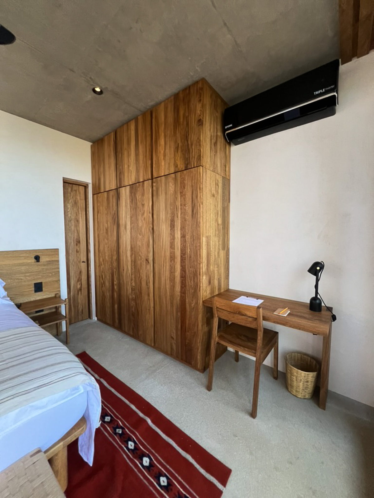El Guayacán: Wood furniture